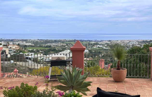 Apartment - Herverkoop - Benahavis - La Quinta