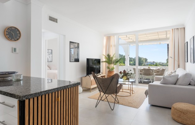 Apartment - Herverkoop - Benahavis - La Quinta