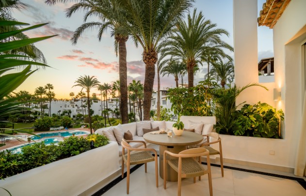 Apartment - Herverkoop - Estepona - Estepona