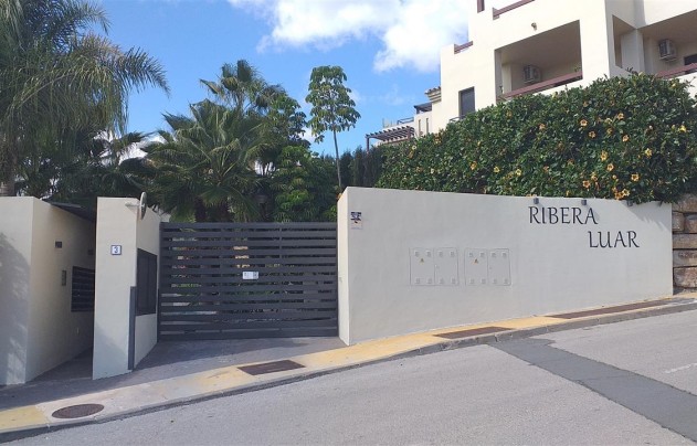 Apartment - Herverkoop - Estepona - MM-79016