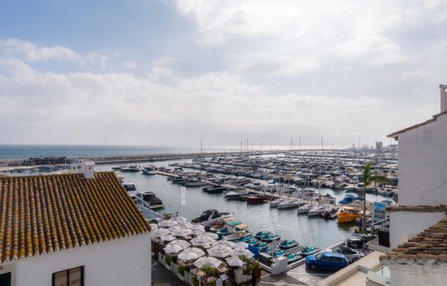 Apartment - Herverkoop - Marbella - Puerto Banús