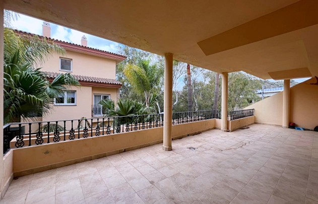 Apartment - Resale - Marbella - Nueva Andalucía