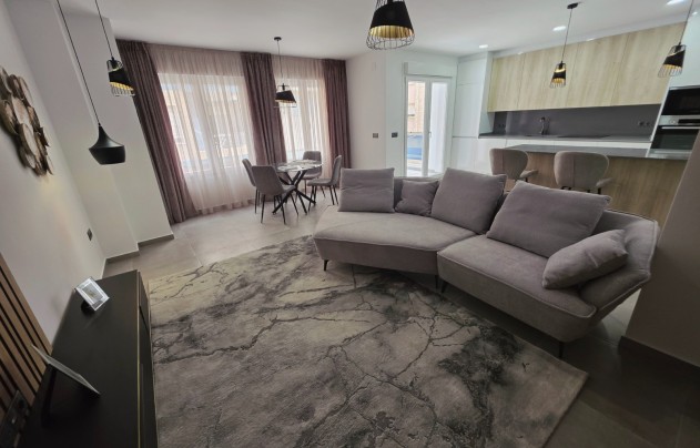 Apartment - Revente - Torrevieja - Puerto