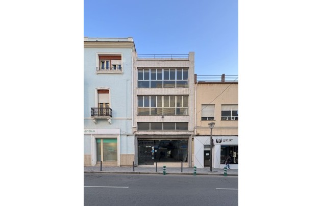 Commercial - Herverkoop - Torrevieja - Center