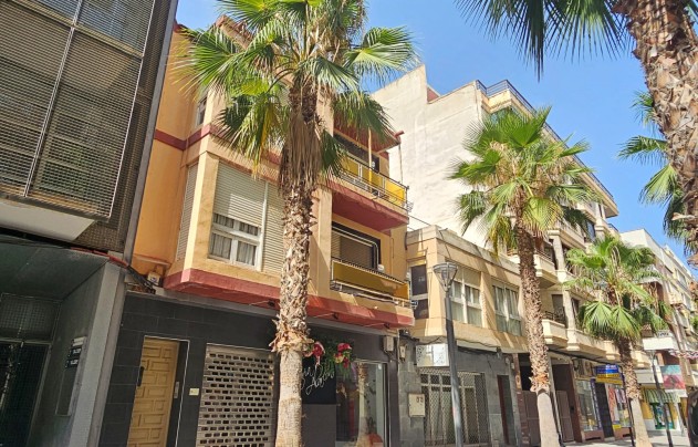 Commercial - Revente - Torrevieja - Torrevieja