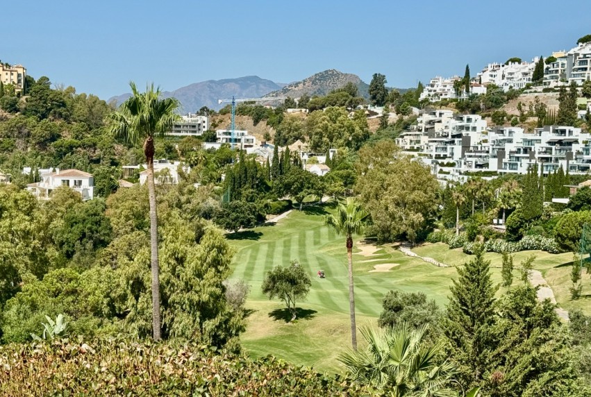 Herverkoop - Apartment - Benahavis - La Quinta