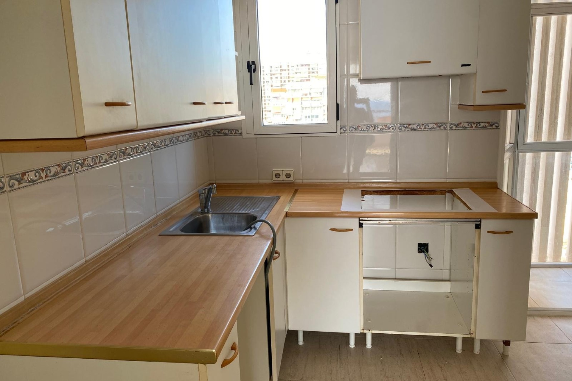 Herverkoop - Apartment - Benidorm - 1ª Linea De Playa