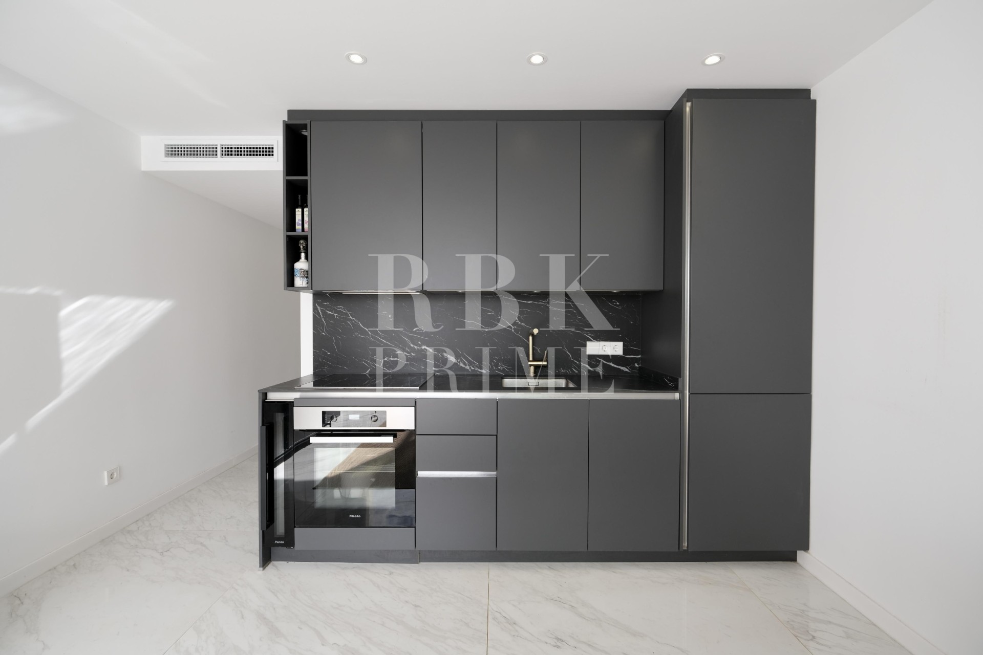 Herverkoop - Apartment - Calvià - Portals Nous