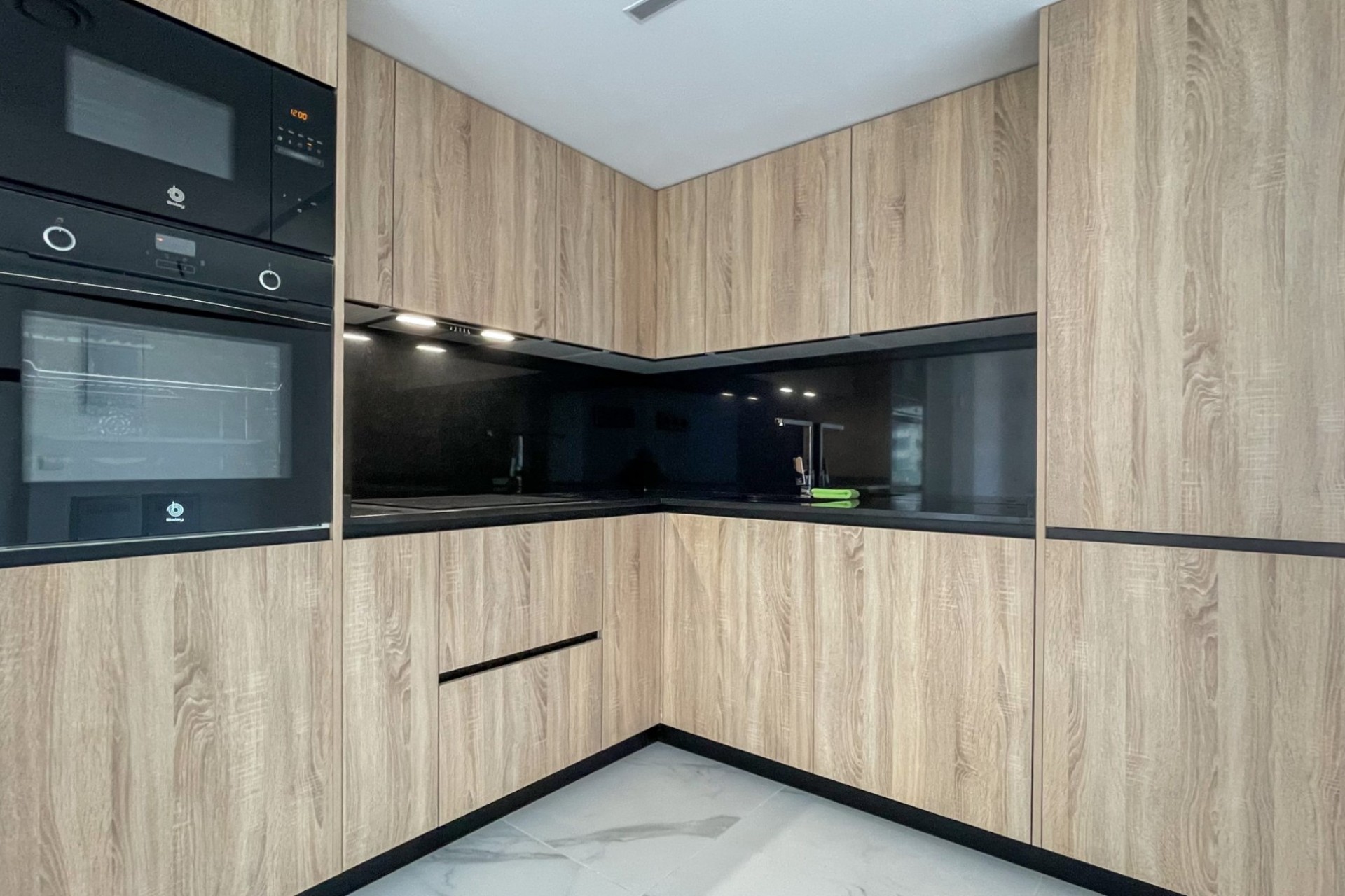 Herverkoop - Apartment - Orihuela Costa - Punta Prima