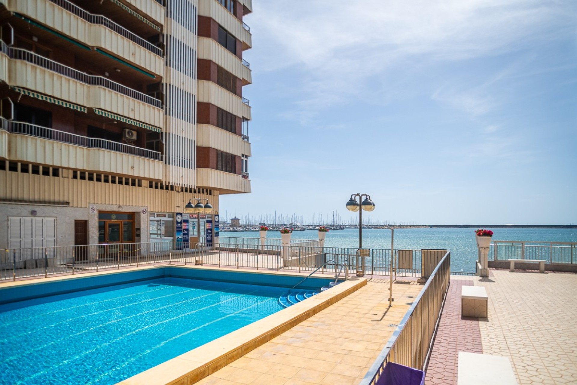 Herverkoop - Apartment - Torrevieja - Acequion