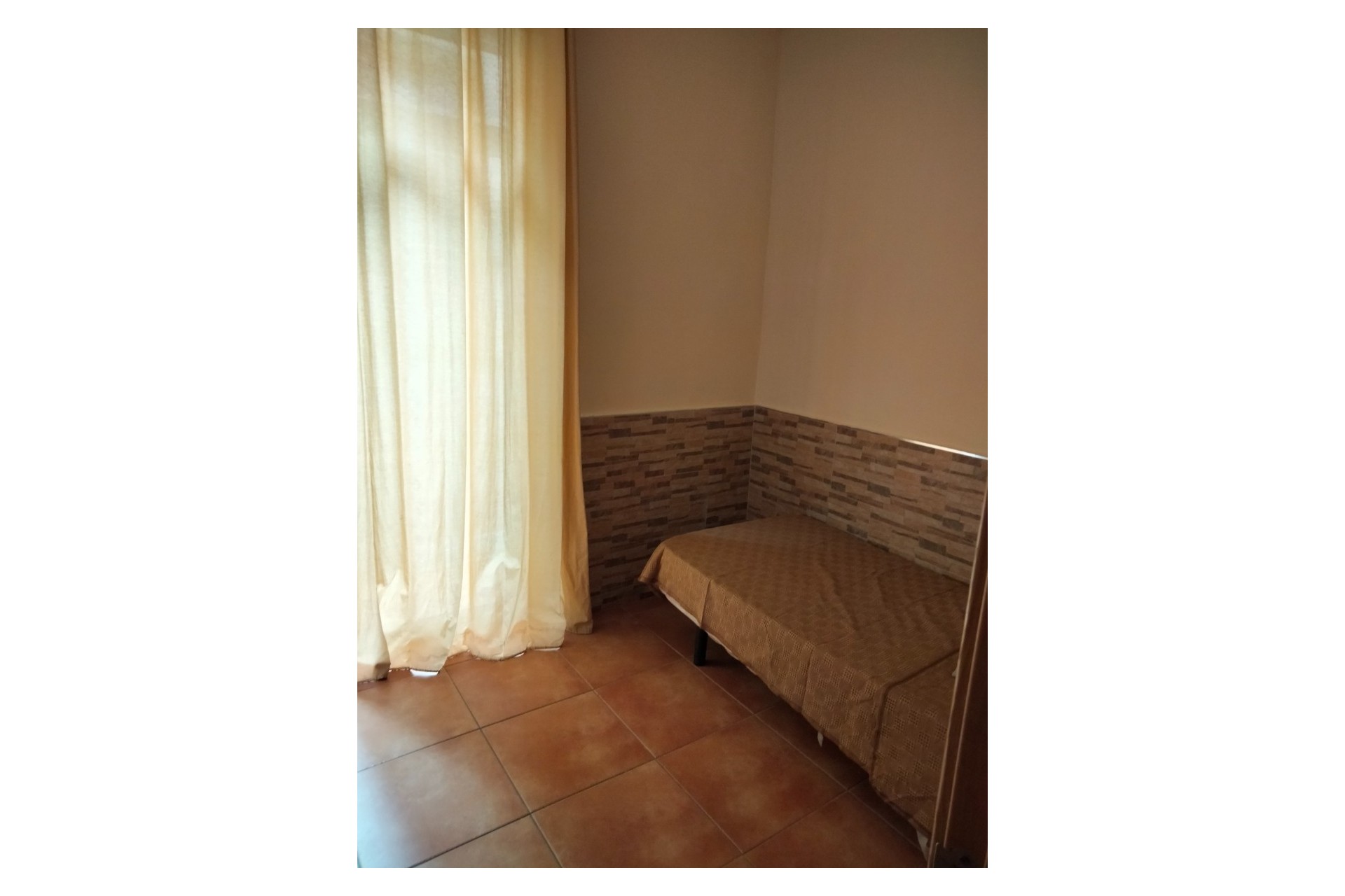 Herverkoop - Commercial - Alicante - Casco antiguo