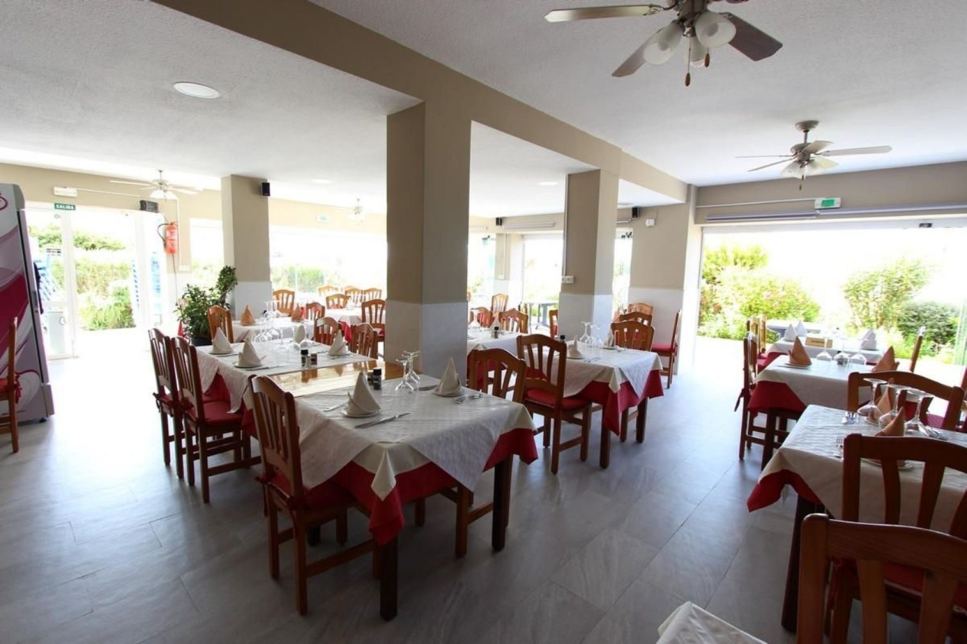 Herverkoop - Commercial - Calpe - Playa De Arenal