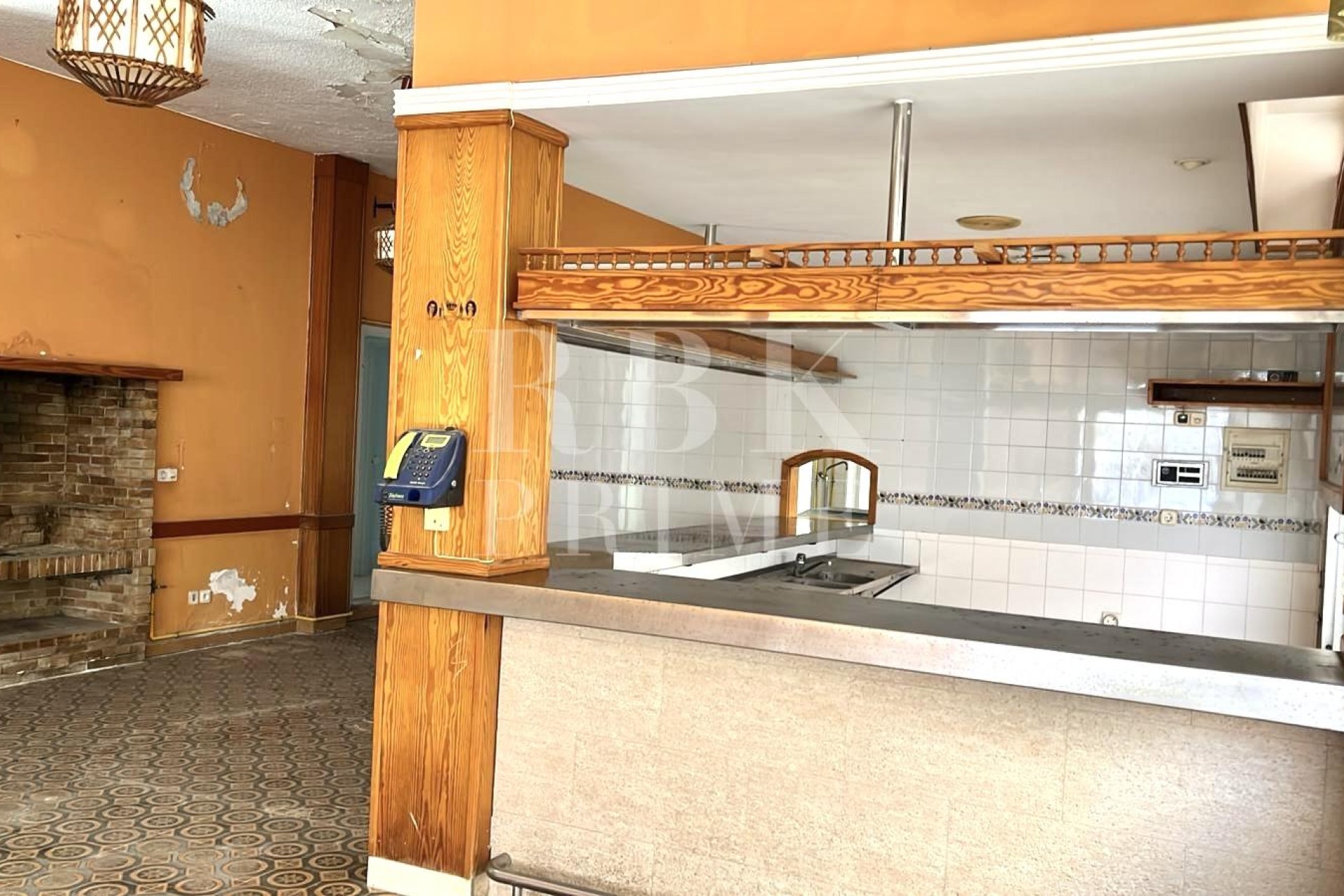 Herverkoop - Commercial - Palma - Gènova