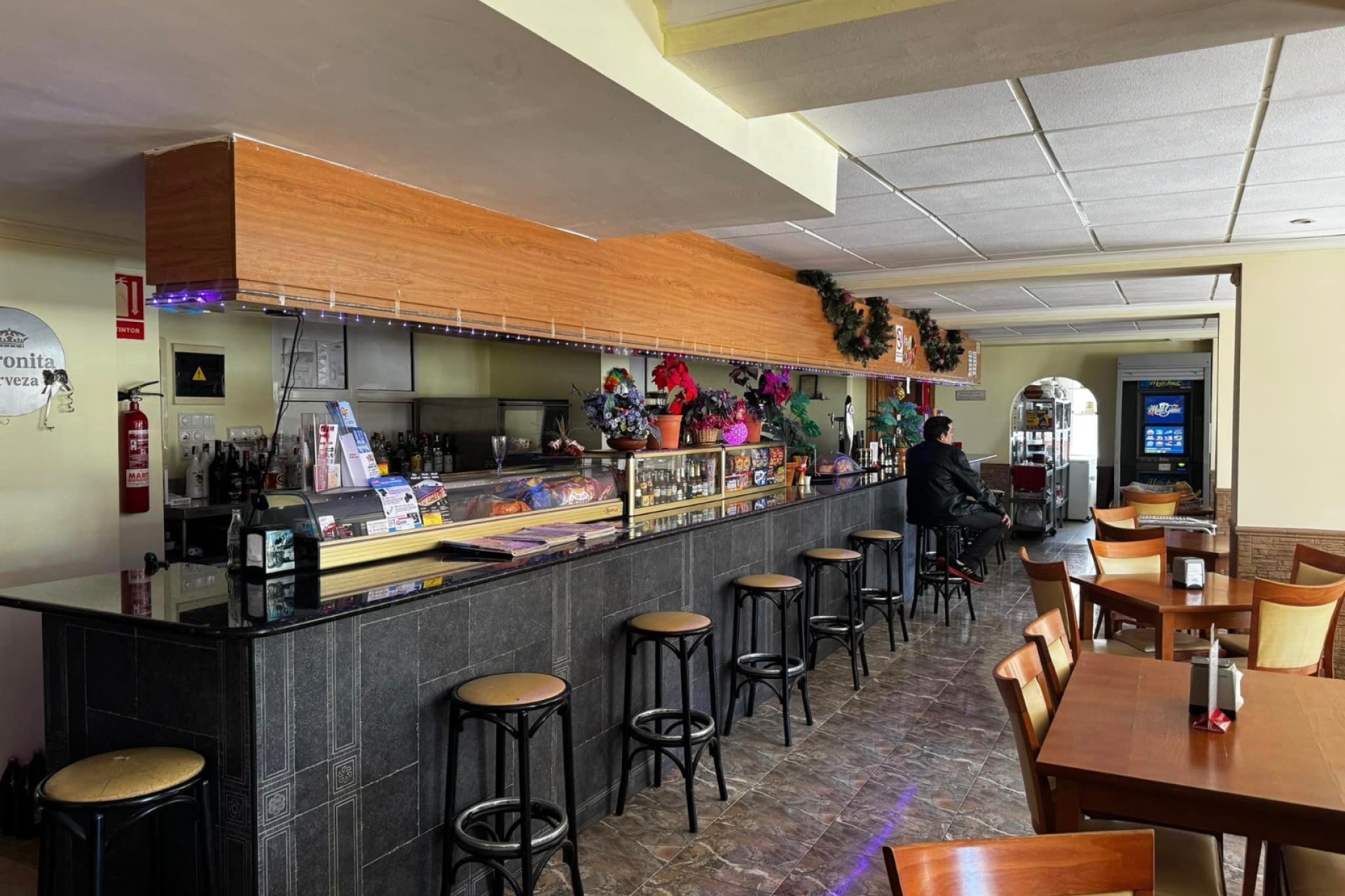 Herverkoop - Commercial - Punta Prima