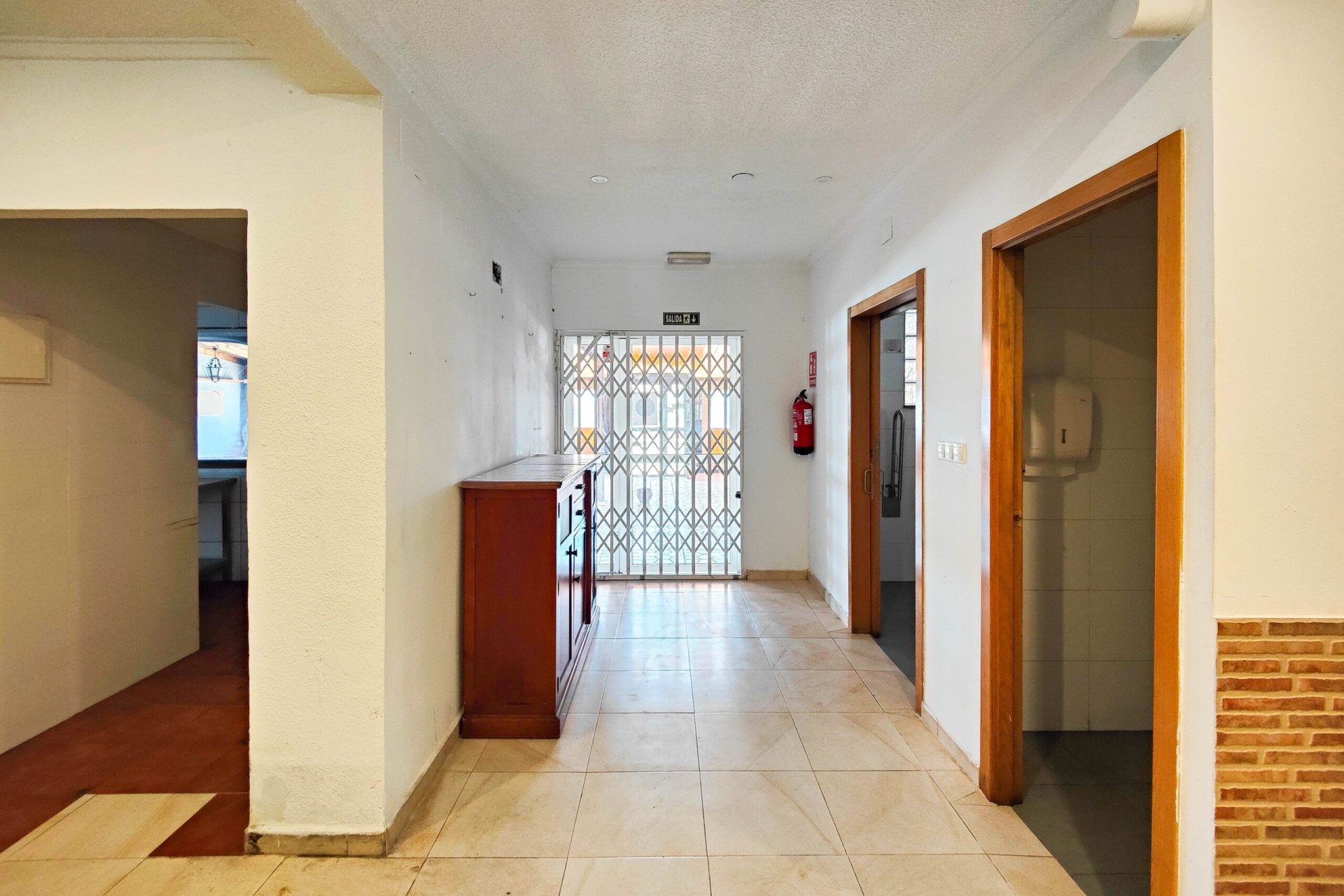 Herverkoop - Commercial - Torrevieja - La Siesta
