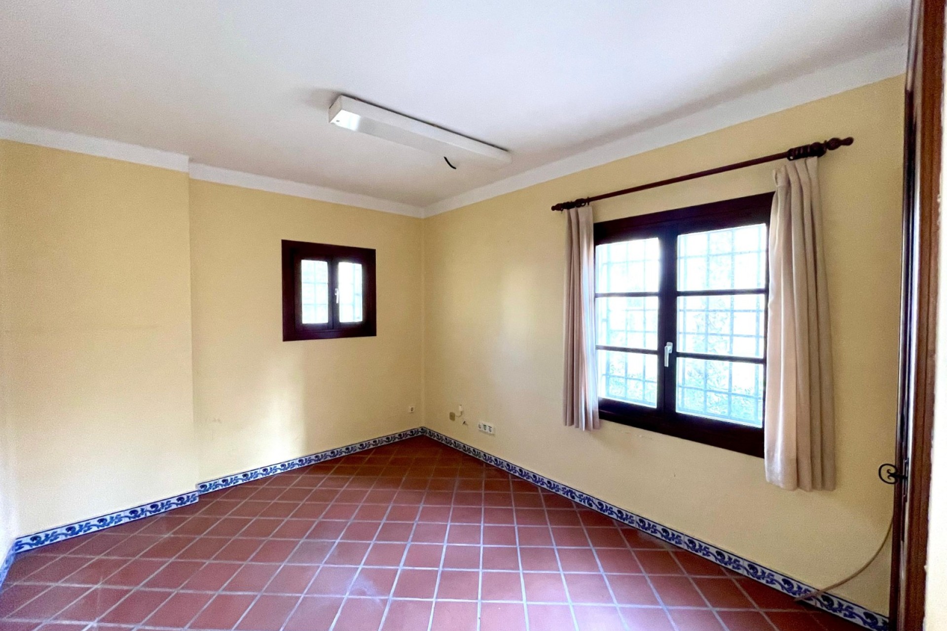 Herverkoop - Commercial - Torrevieja - Playa Los Locos