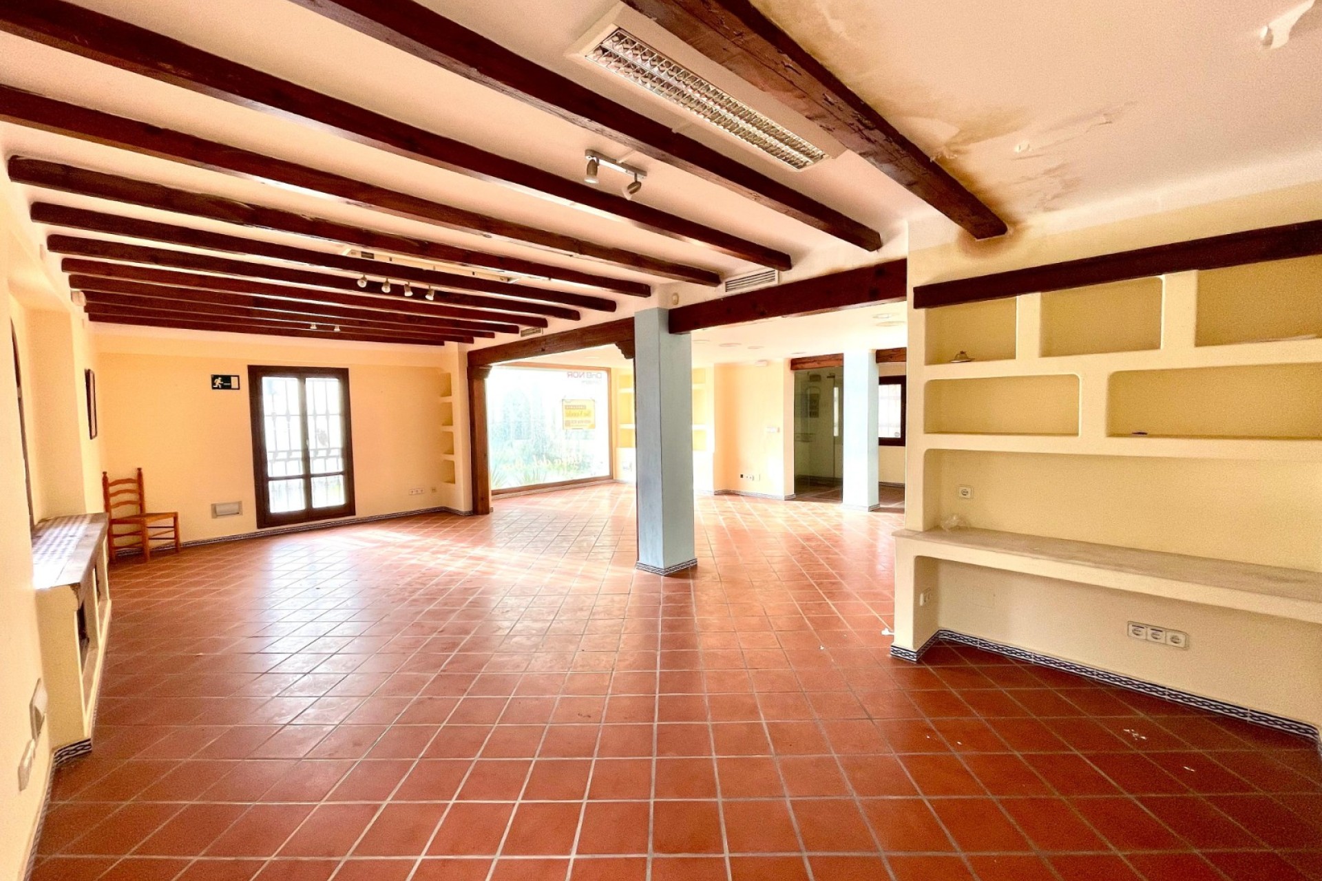 Herverkoop - Commercial - Torrevieja - Playa Los Locos