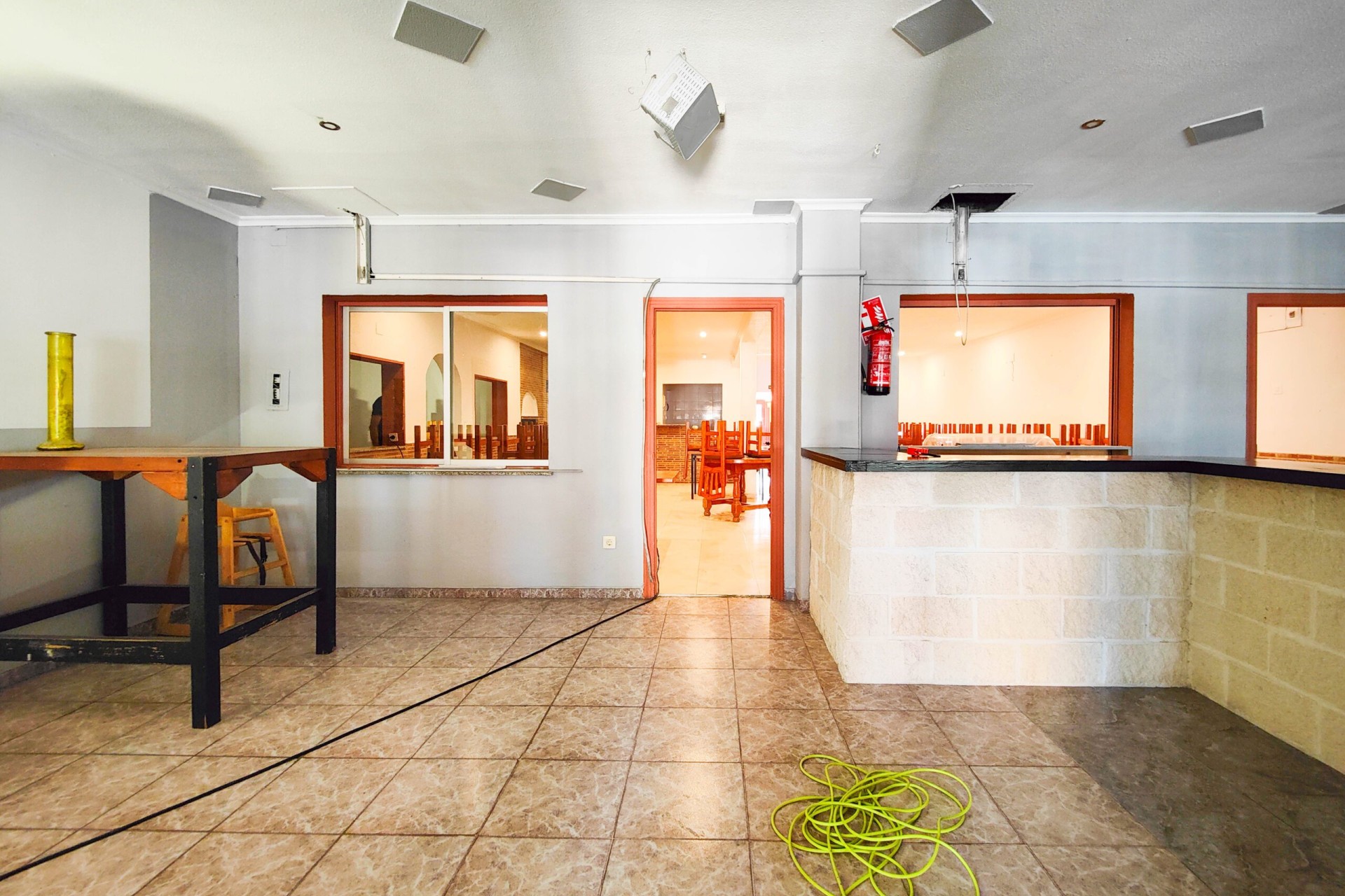 Herverkoop - Commercial - Torrevieja - San Luis