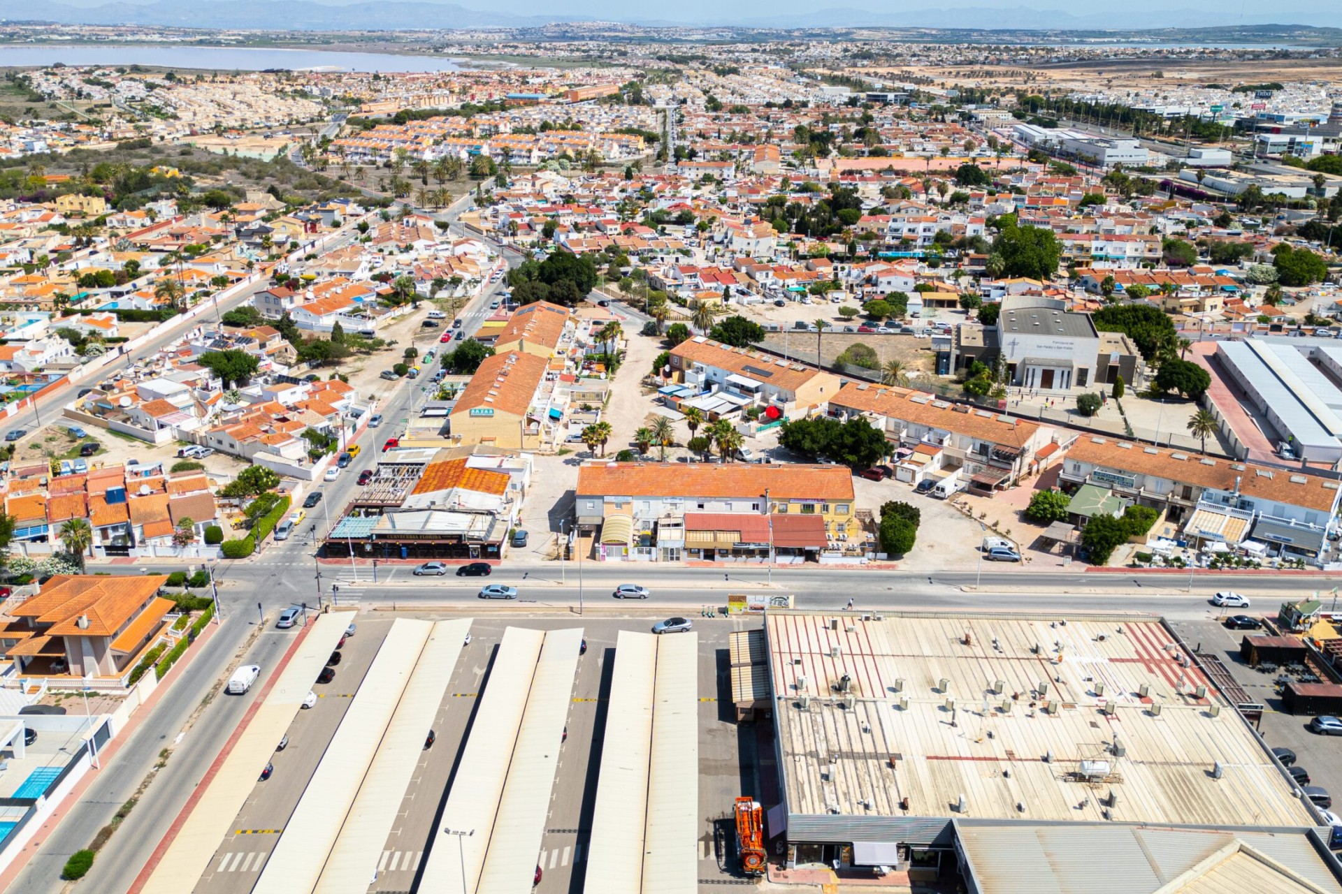 Herverkoop - Commercial - Torrevieja - San Luis