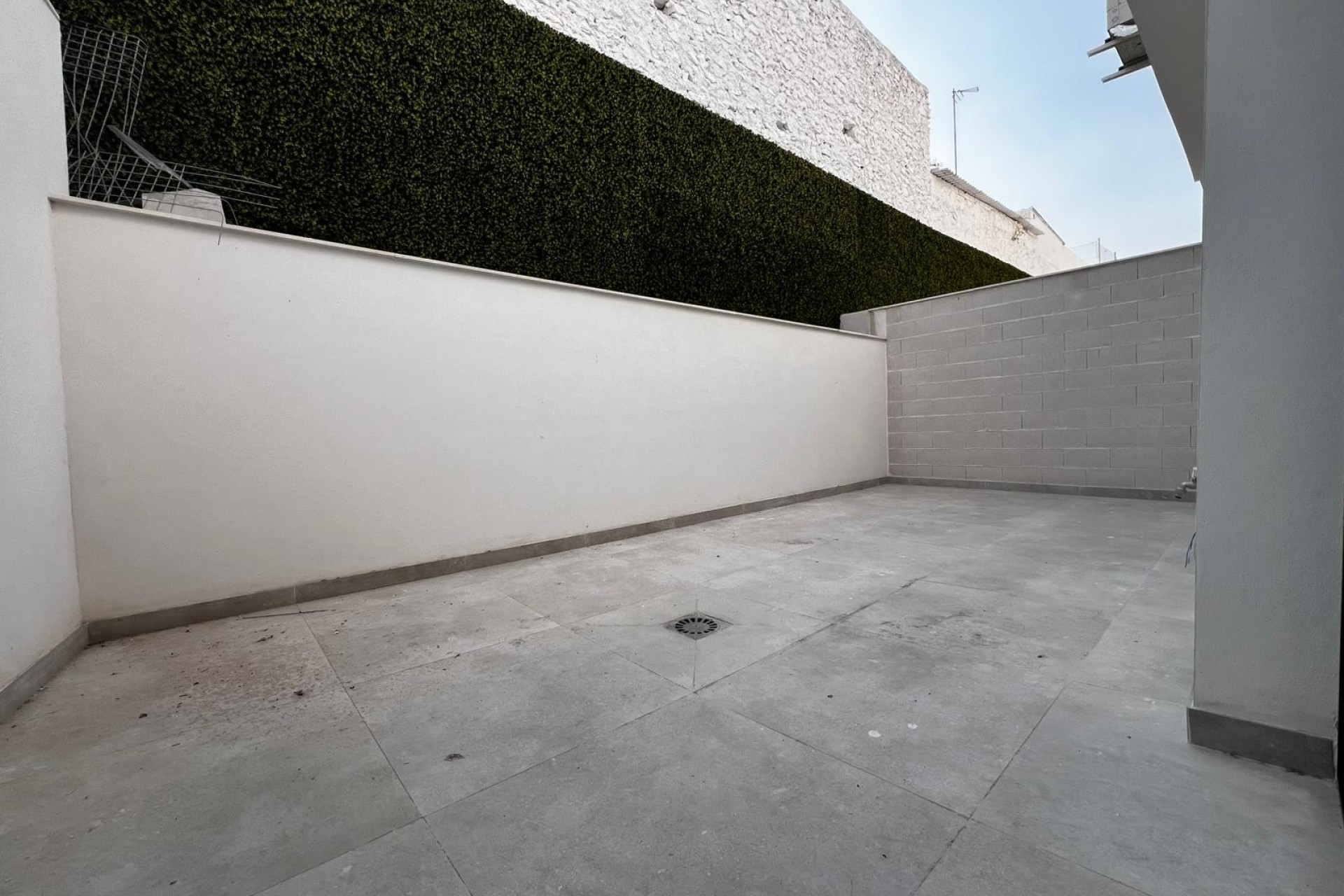 Herverkoop - Villa - Alicante - Vistahermosa