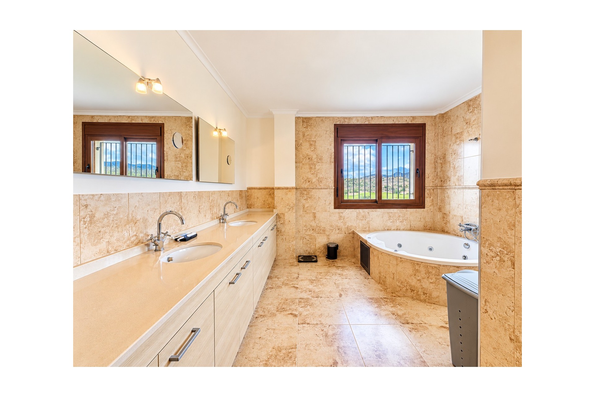 Herverkoop - Villa - Altaona Golf and Country Village - Altaona Golf - Country Village