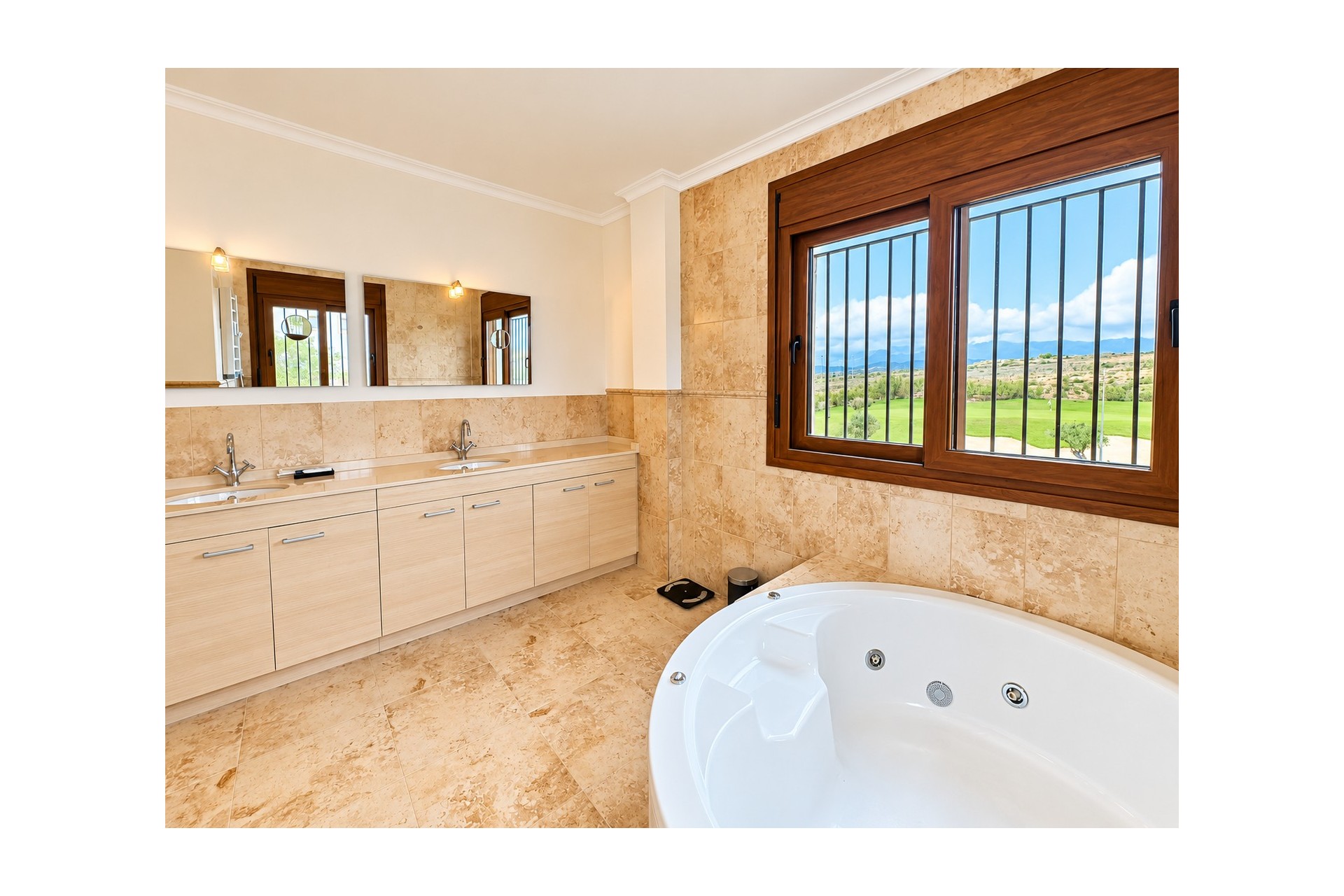 Herverkoop - Villa - Altaona Golf and Country Village - Altaona Golf - Country Village