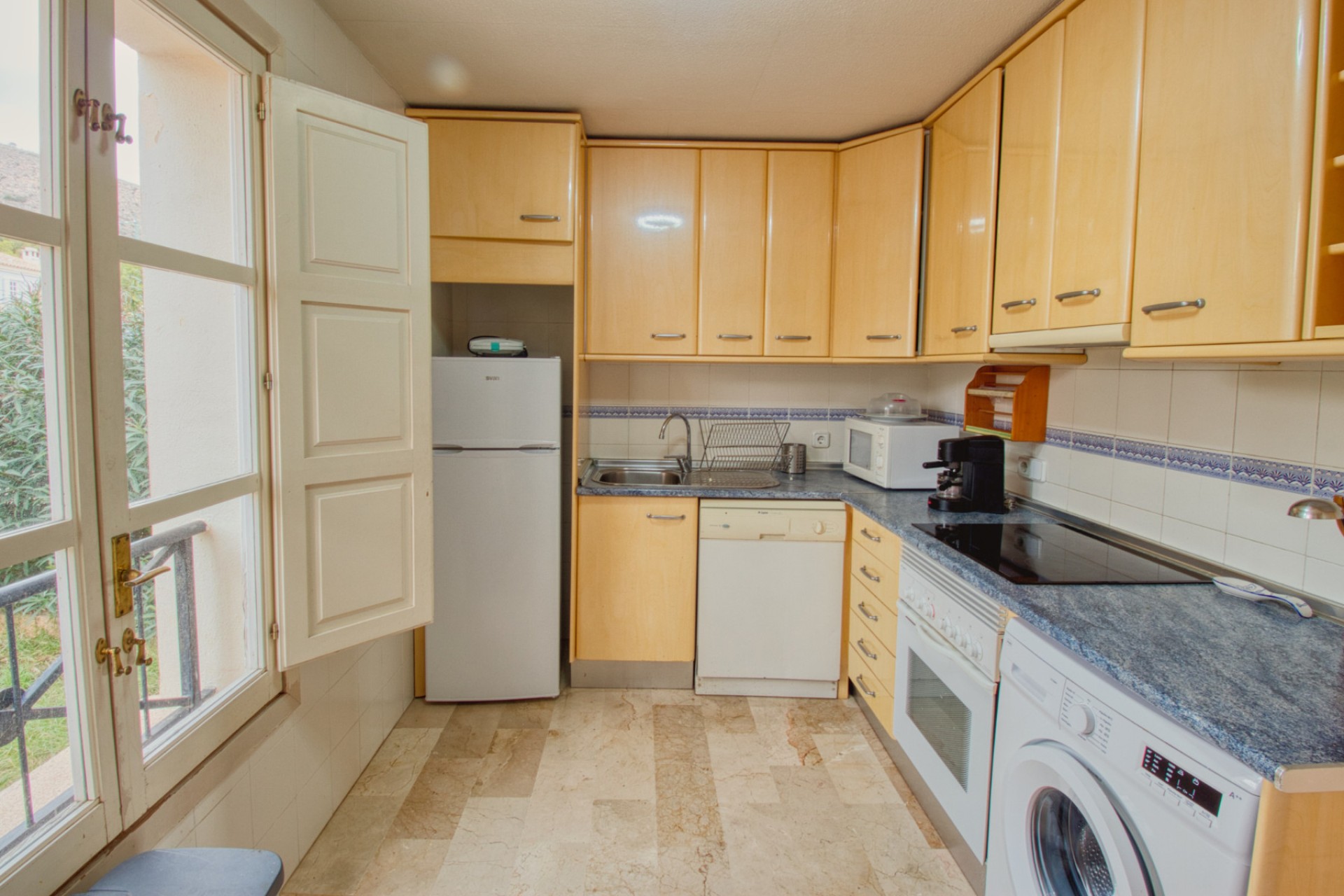 Herverkoop - Villa - Benidorm - Zona de Poniente