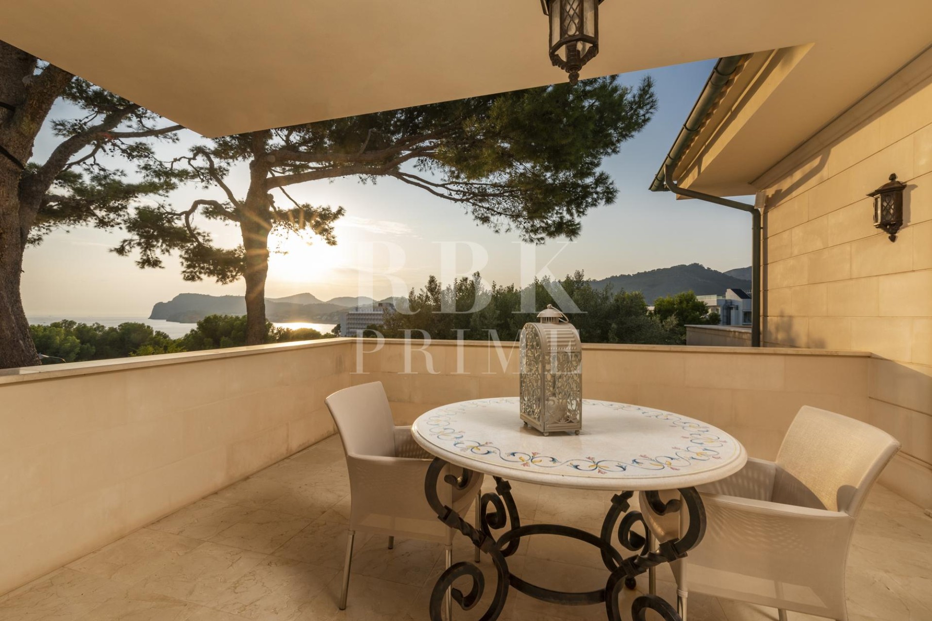 Herverkoop - Villa - Calvià - Peguera