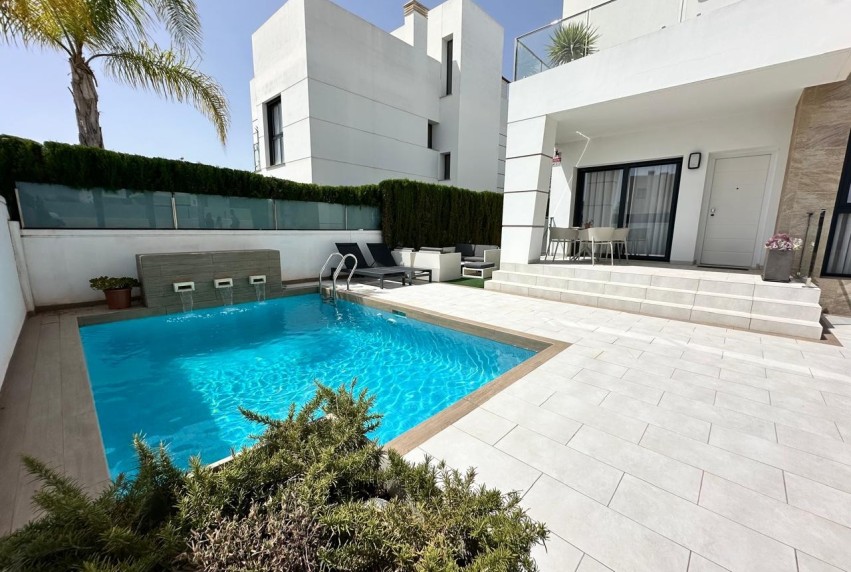 Herverkoop - Villa - Ciudad Quesada - Doña Pepa