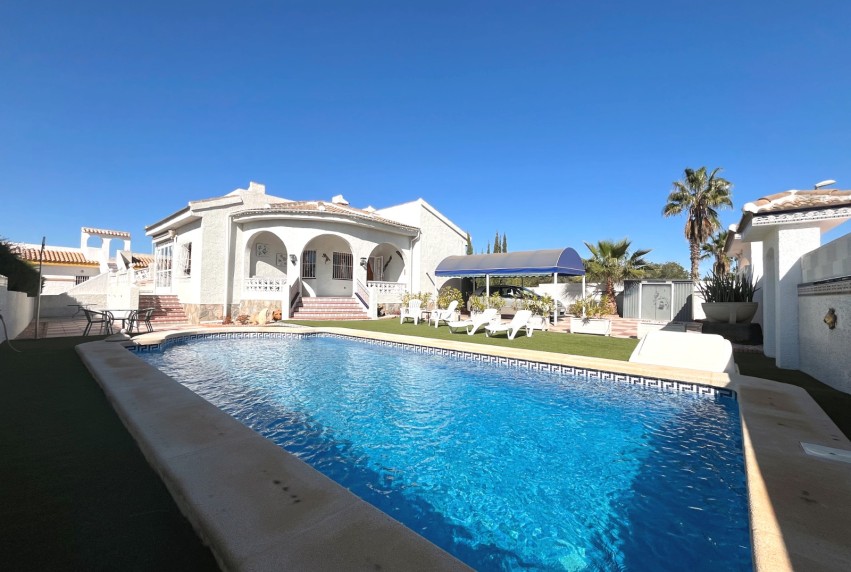 Herverkoop - Villa - Ciudad Quesada - Pueblo Bravo