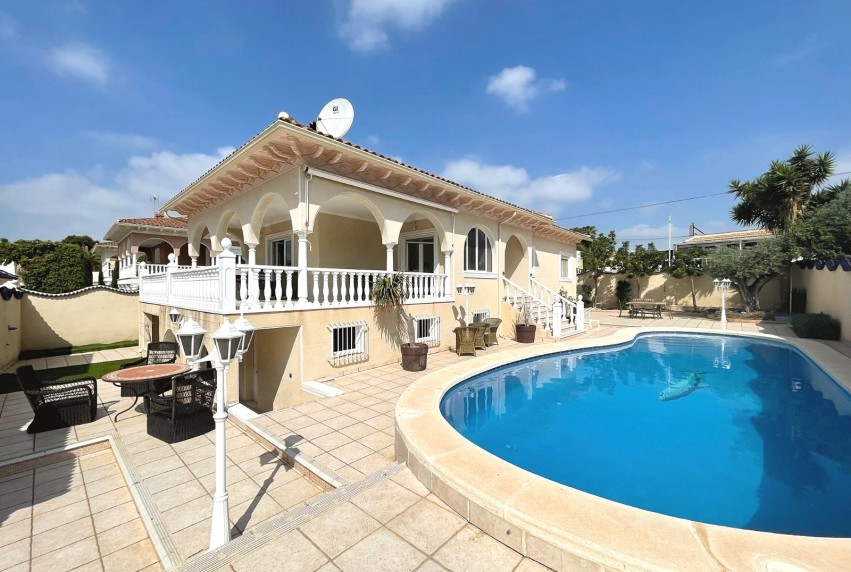 Herverkoop - Villa - Ciudad Quesada