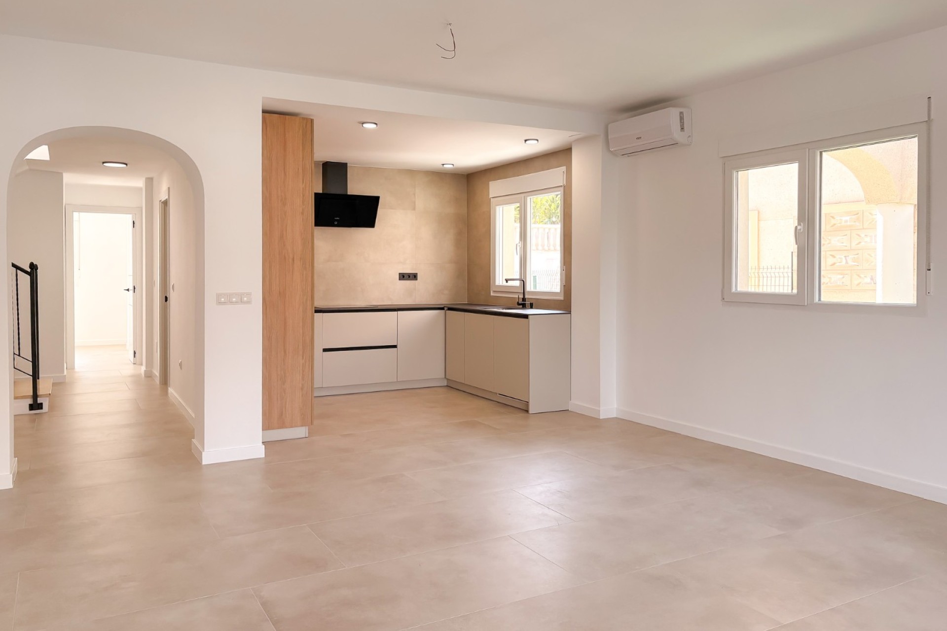 Herverkoop - Villa - El Campello - Pueblo Acantilado - Venta Lanuza