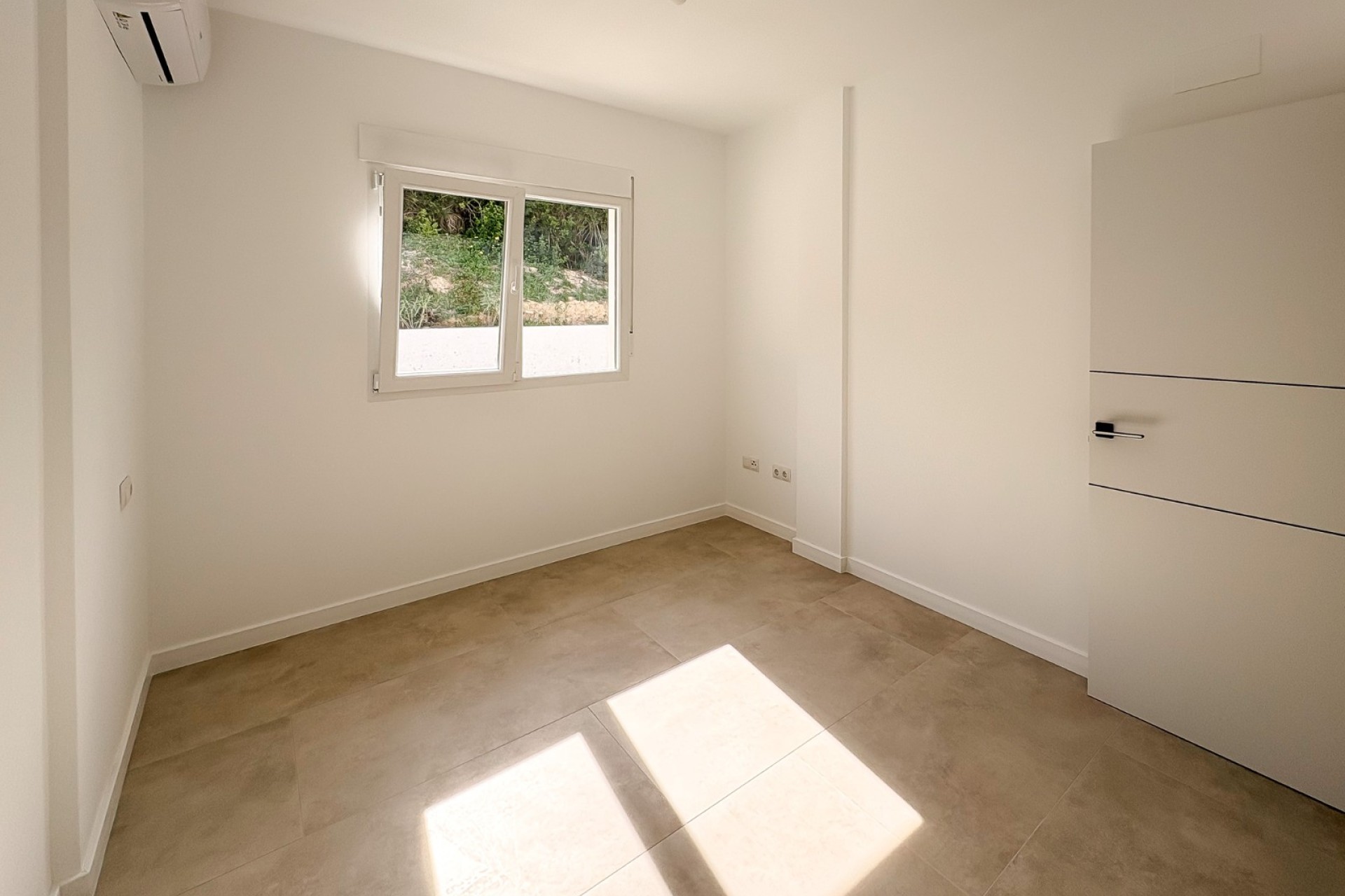 Herverkoop - Villa - El Campello - Pueblo Acantilado - Venta Lanuza