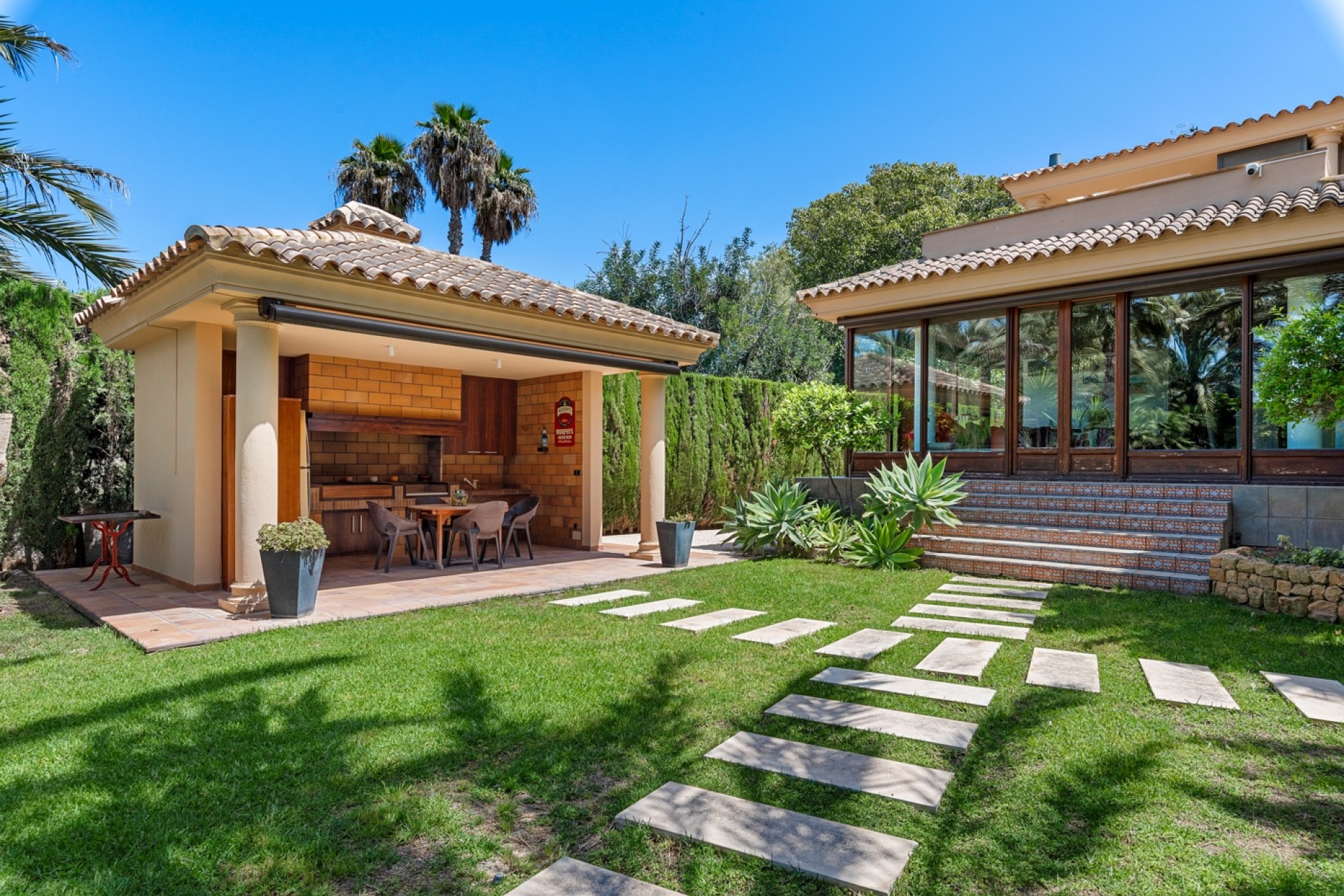 Herverkoop - Villa - Elche