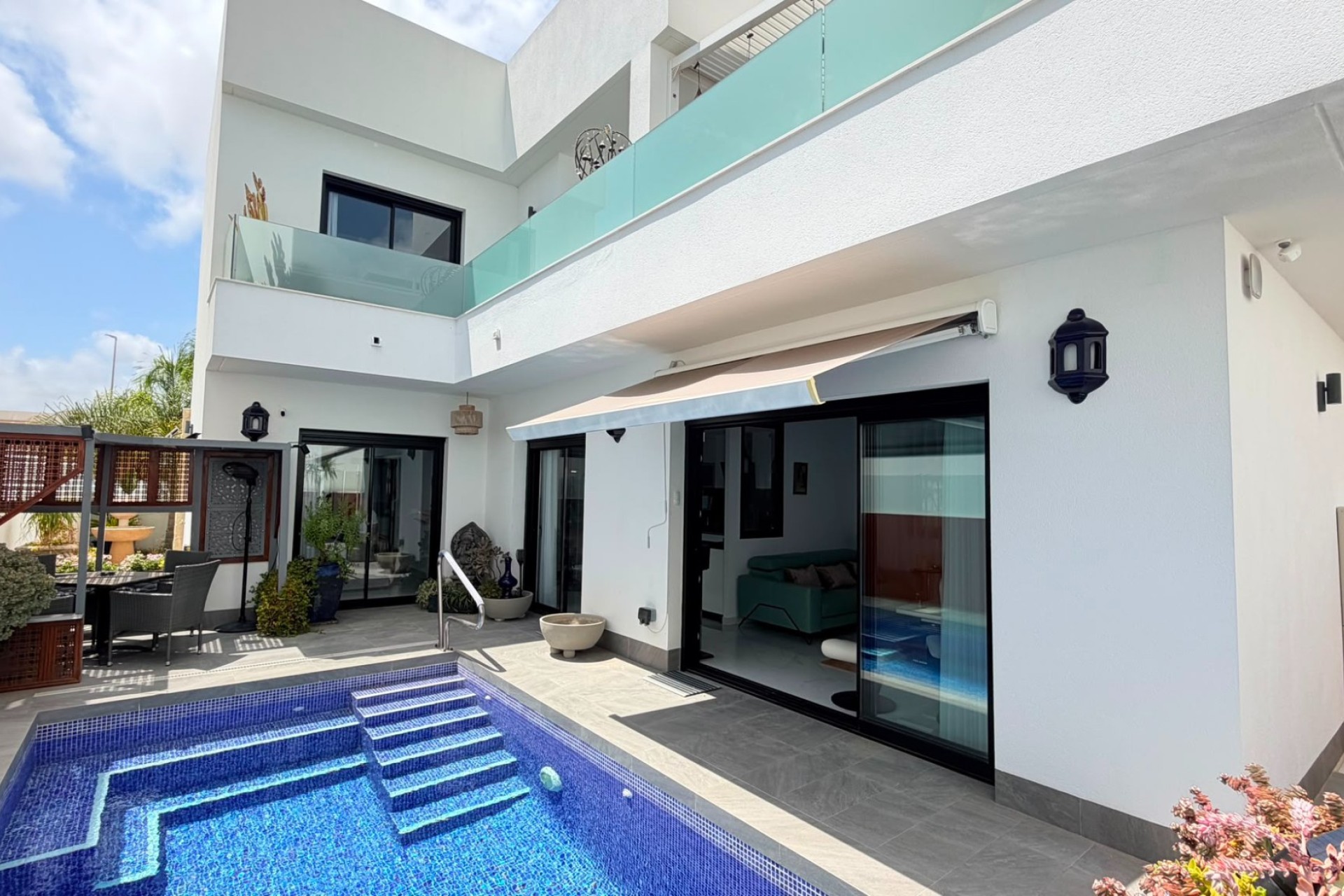 Herverkoop - Villa - Los Montesinos - La Herrada