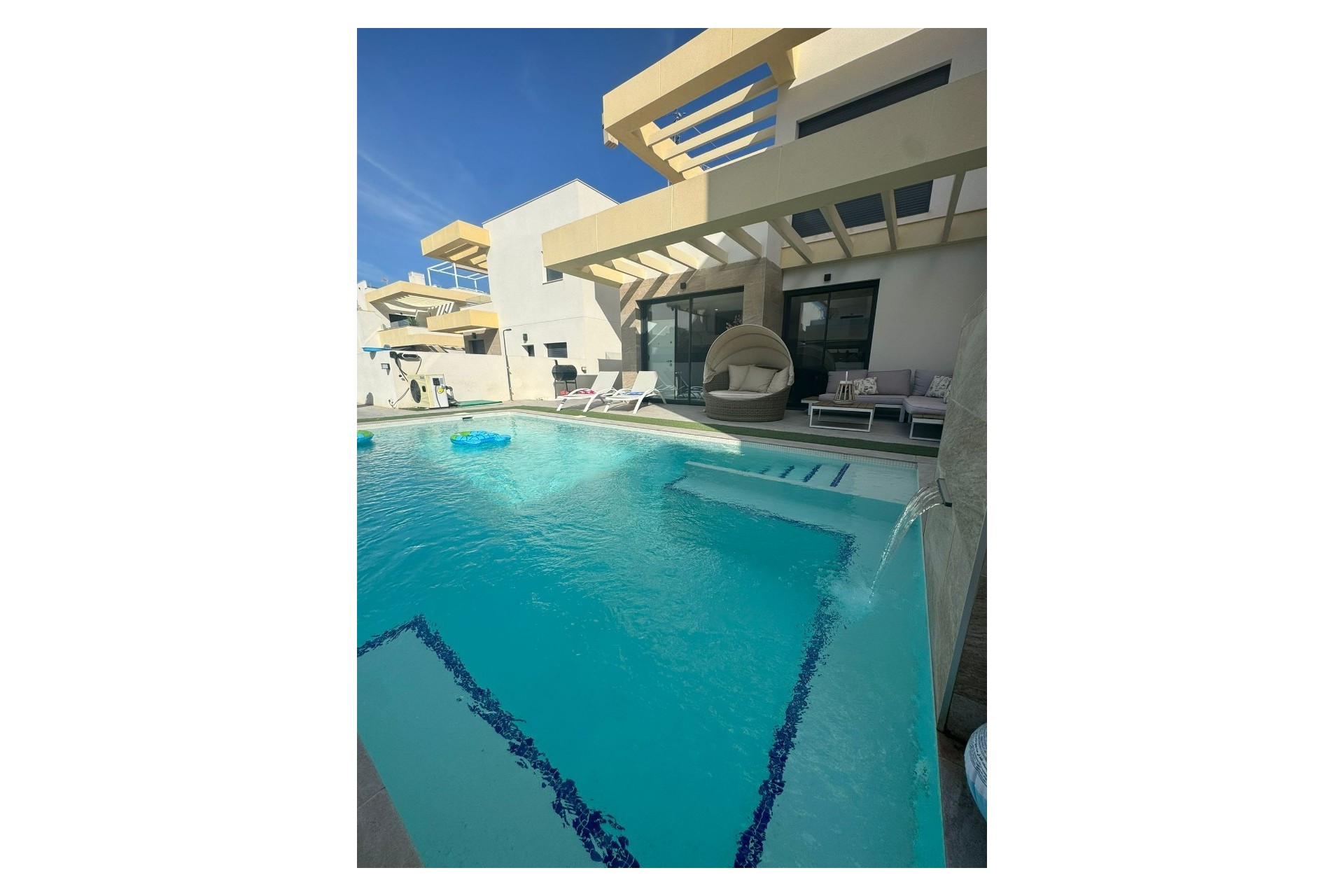 Herverkoop - Villa - Los Montesinos