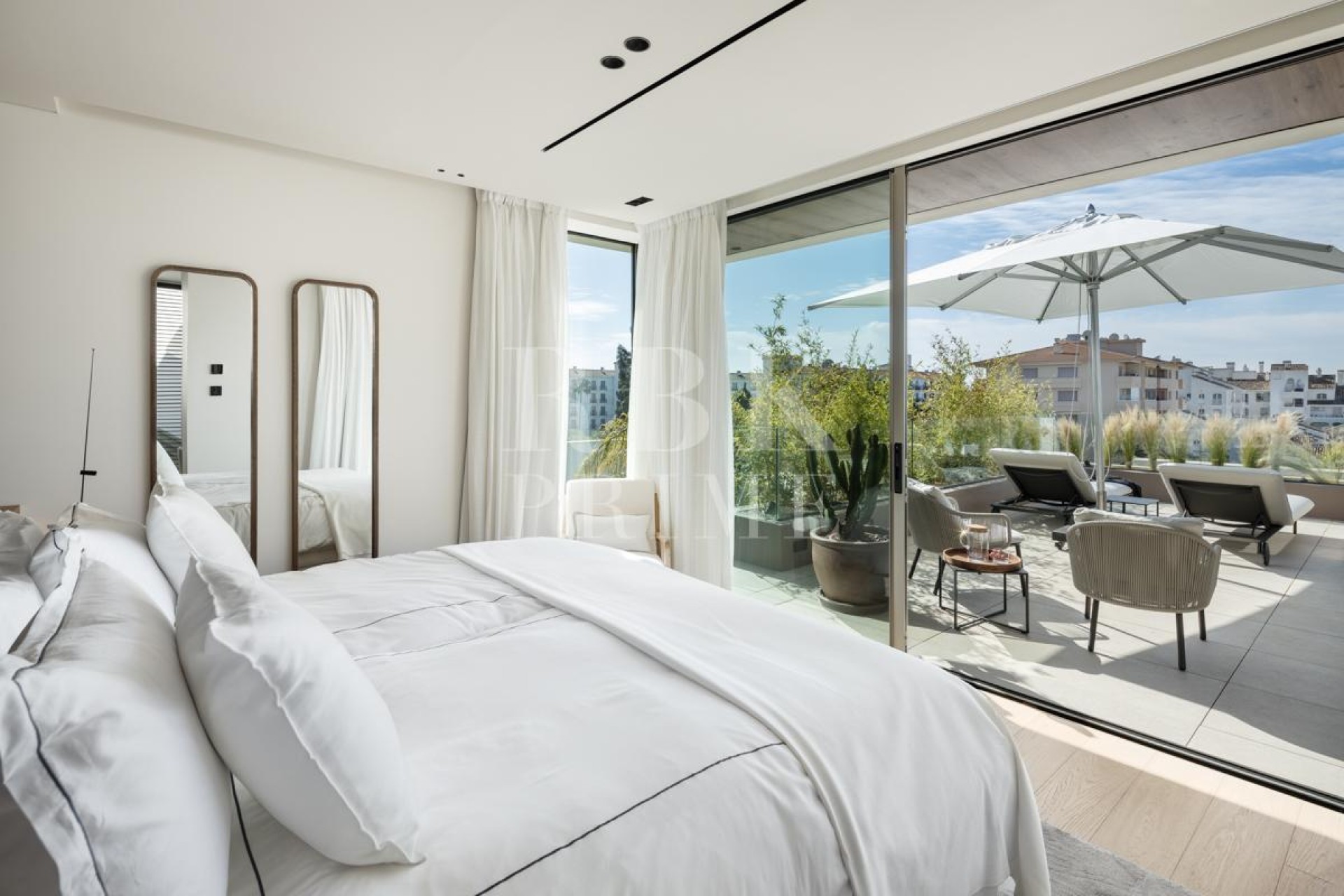 Herverkoop - Villa - Malaga - Nueva Andalucía