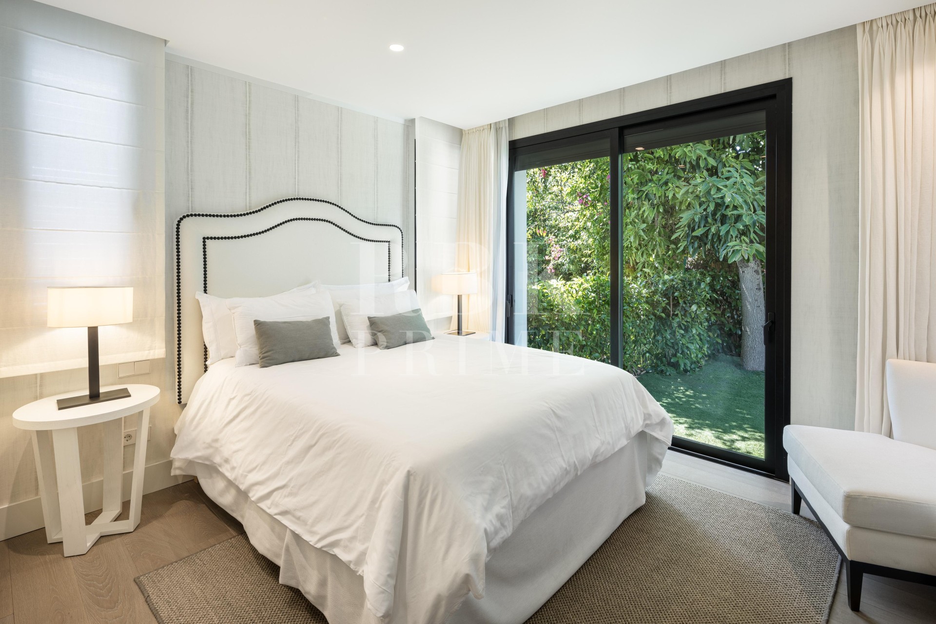 Herverkoop - Villa - Malaga - Nueva Andalucía