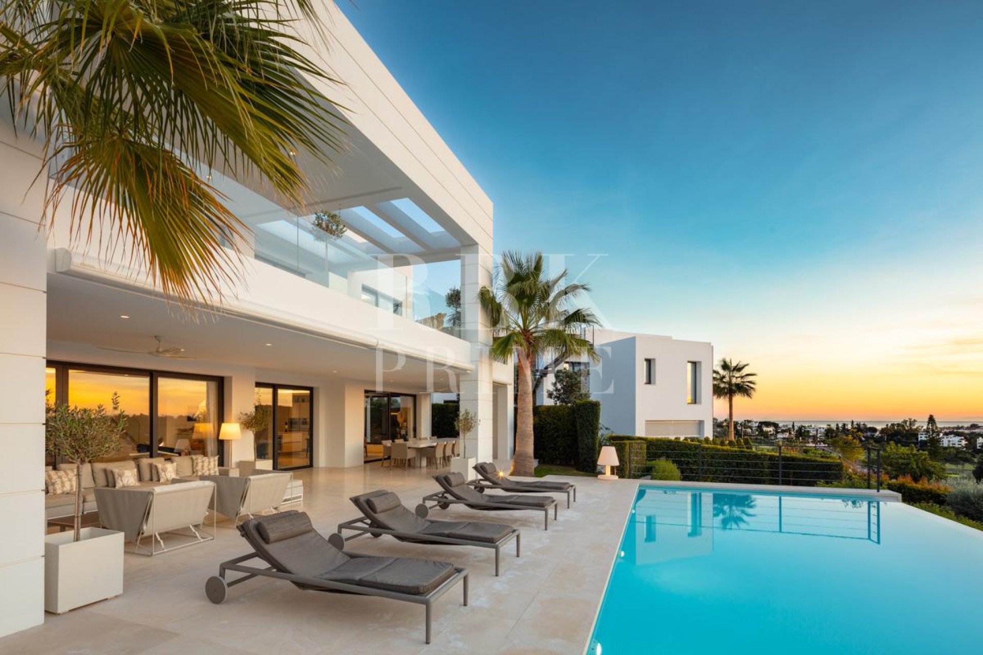 Herverkoop - Villa - Malaga - Nueva Andalucía