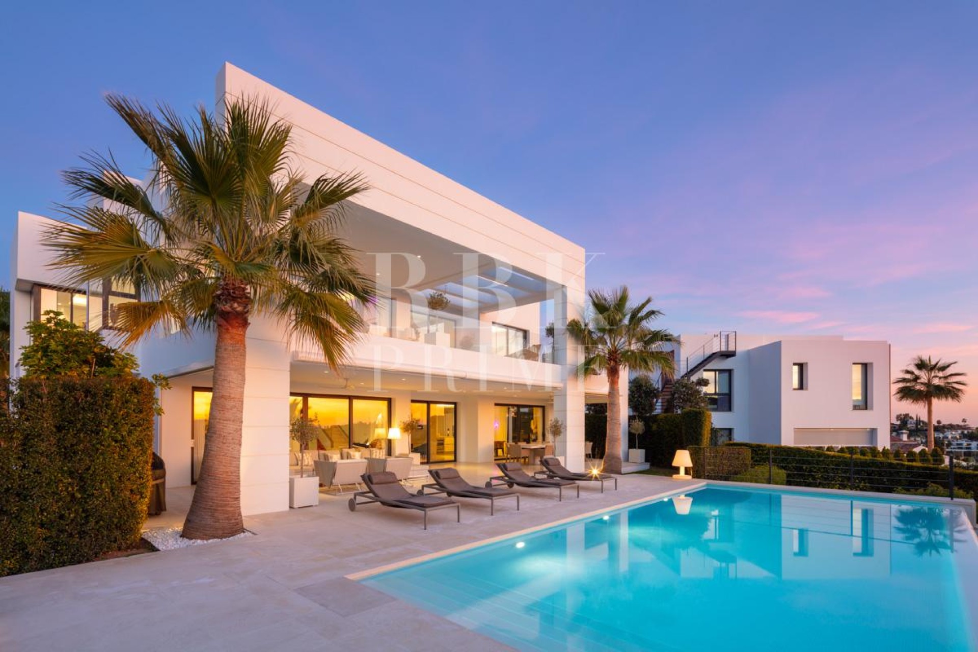 Herverkoop - Villa - Malaga - Nueva Andalucía
