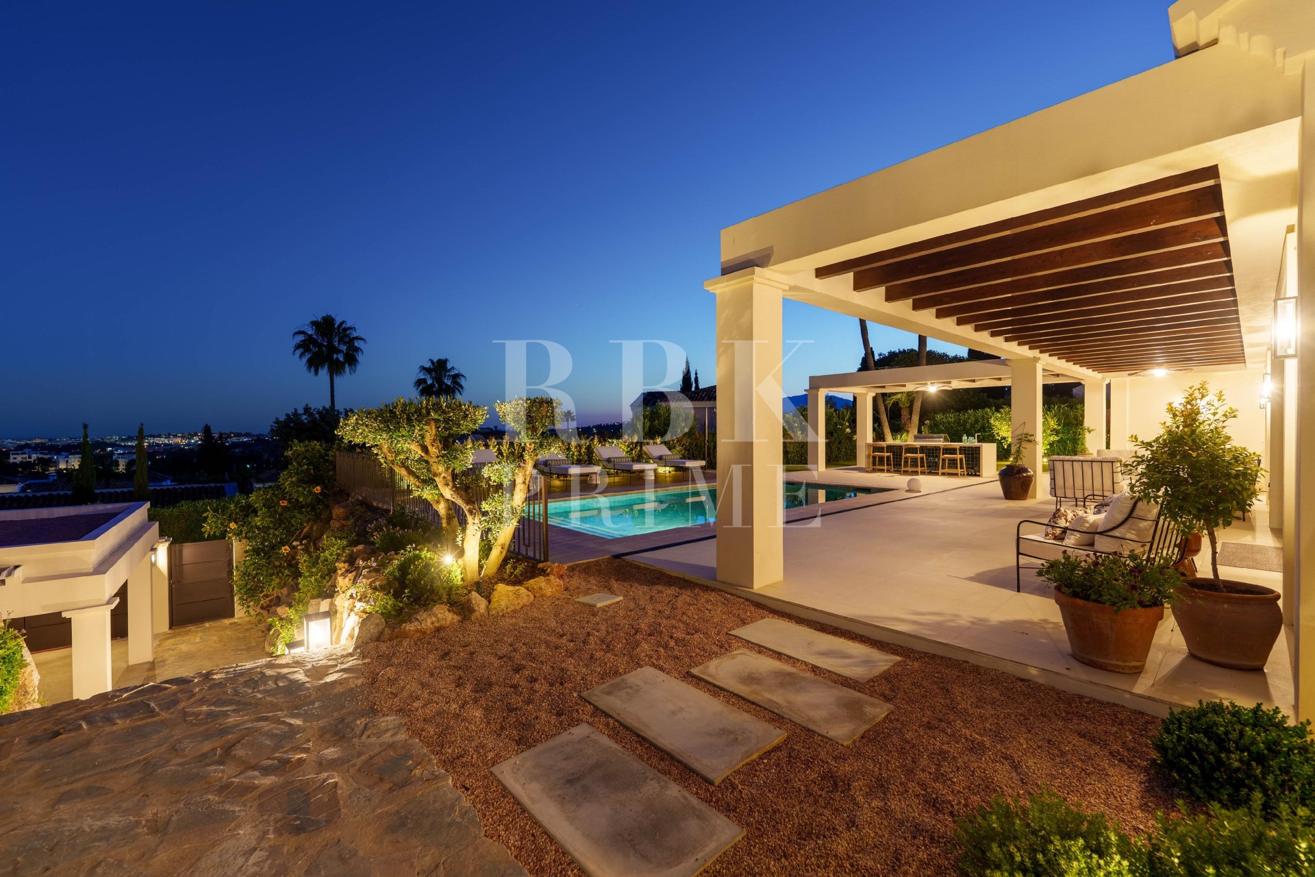 Herverkoop - Villa - Malaga - Nueva Andalucía