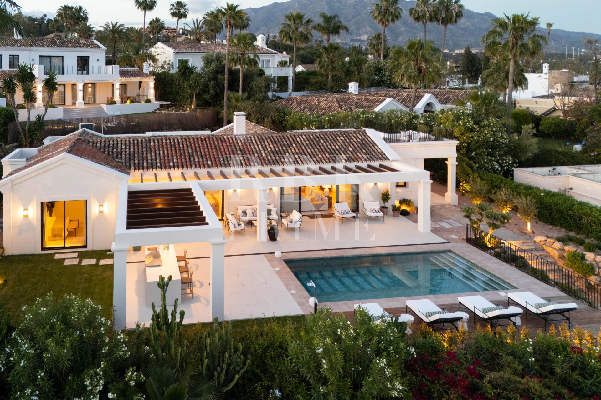 Herverkoop - Villa - Malaga - Nueva Andalucía