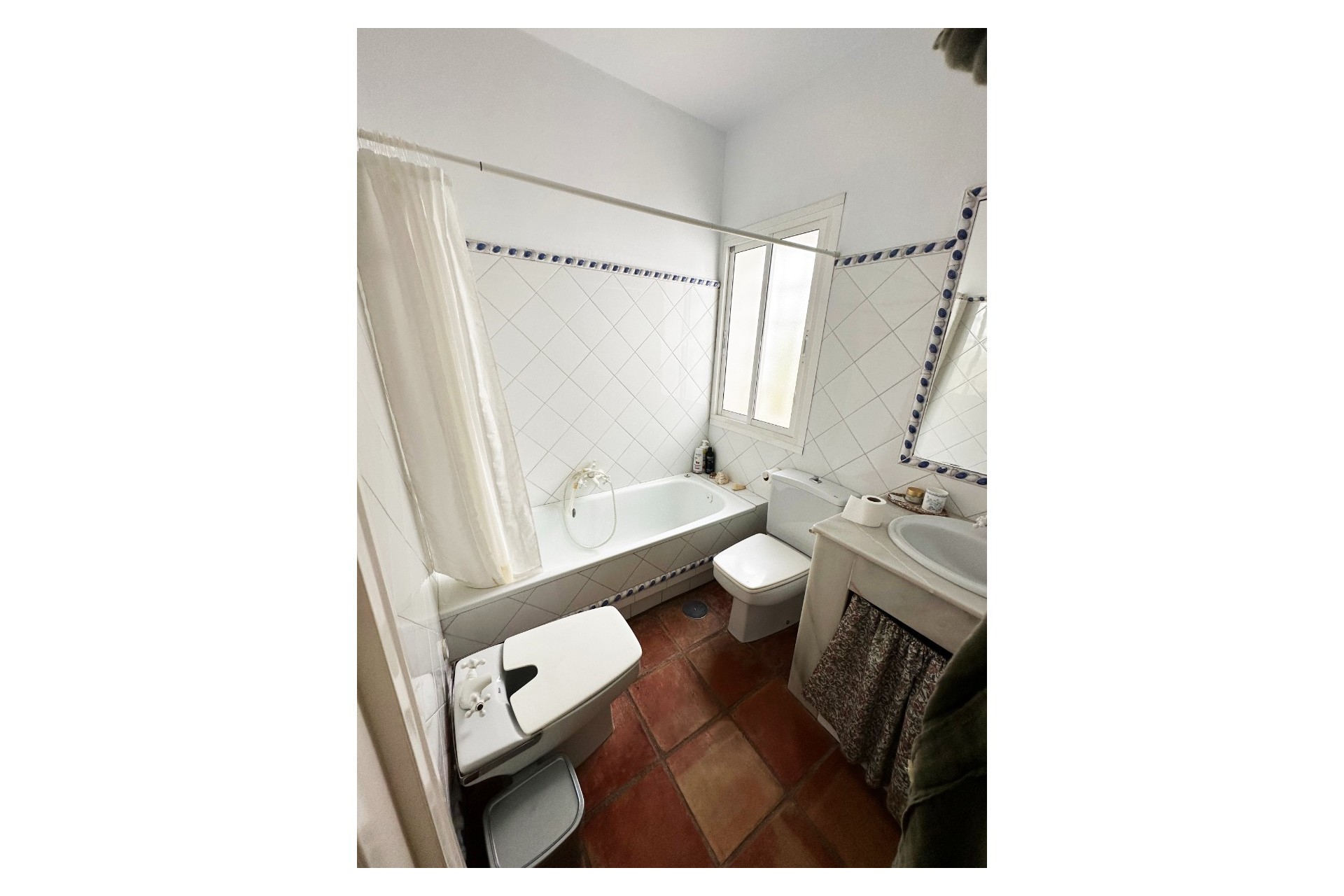 Herverkoop - Villa - Marbella - Las Chapas