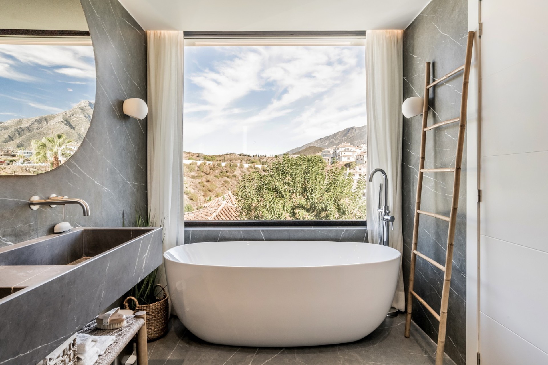 Herverkoop - Villa - Marbella - Los Naranjos de Marbella