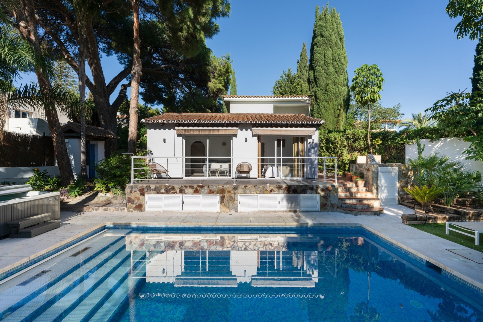 Herverkoop - Villa - Marbella - Nueva Andalucía