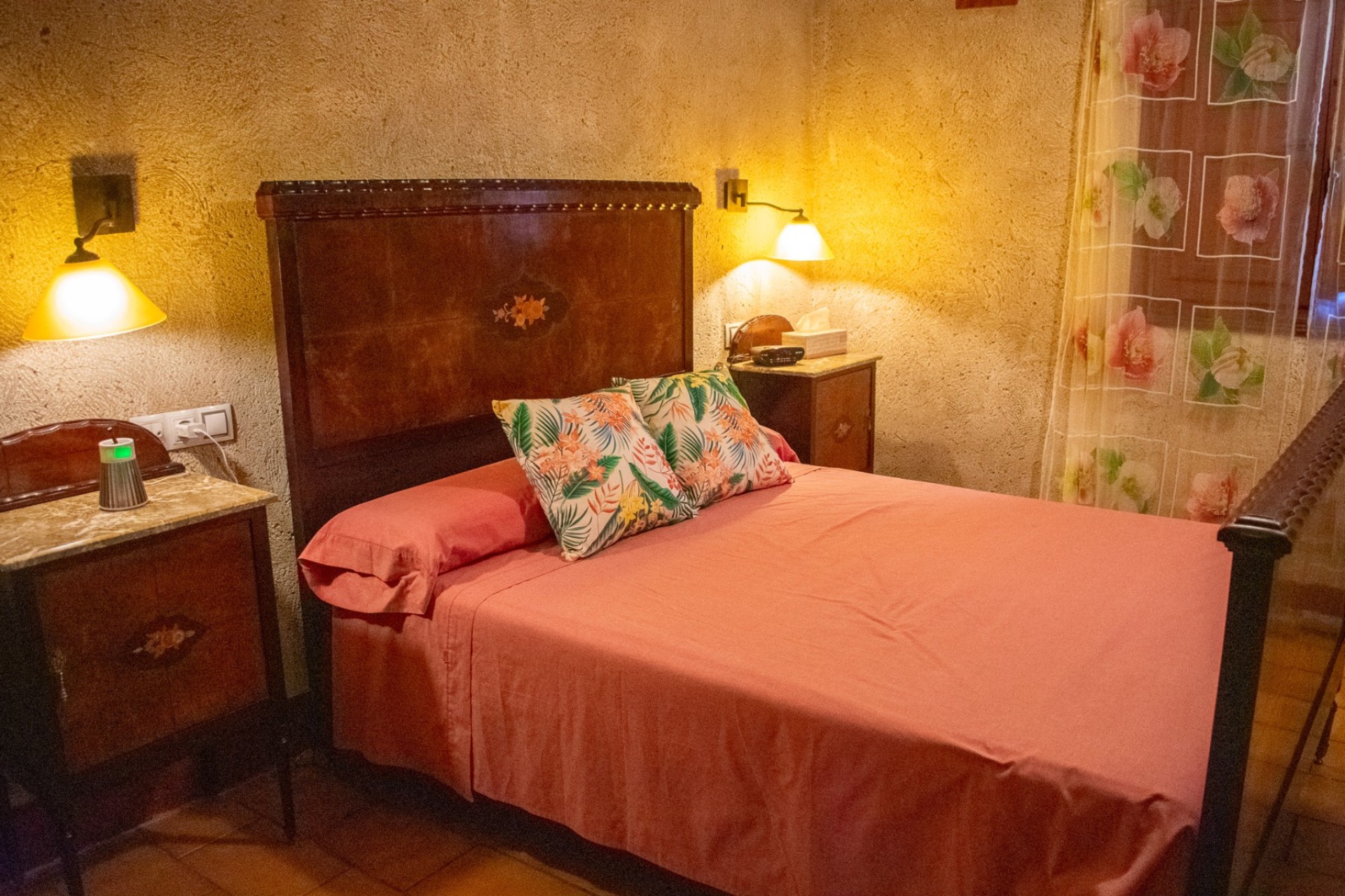 Herverkoop - Villa - Onil