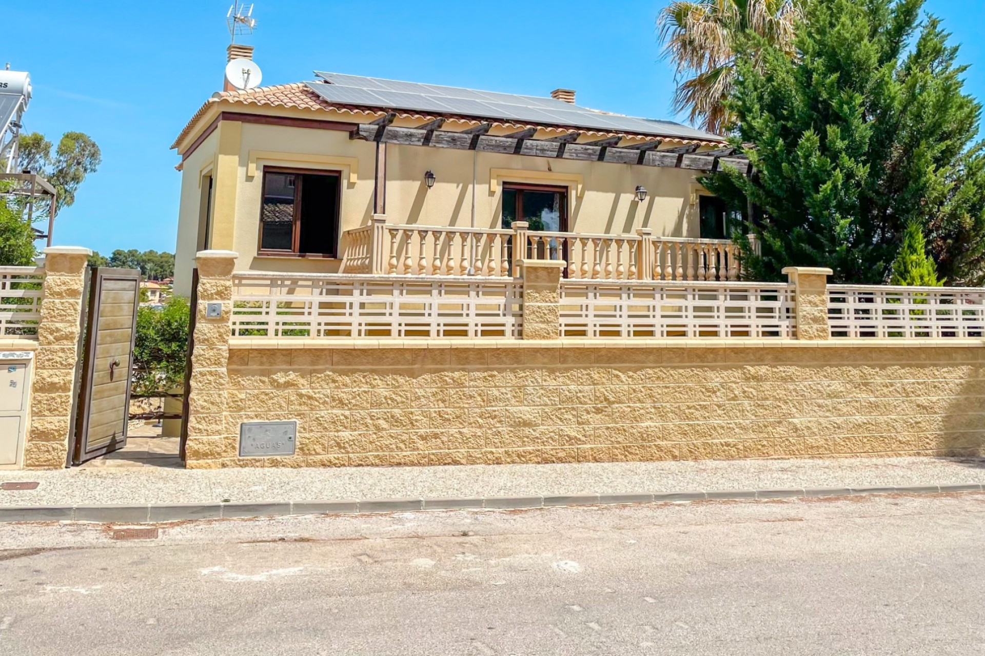 Herverkoop - Villa - Orihuela Costa - La Zenia