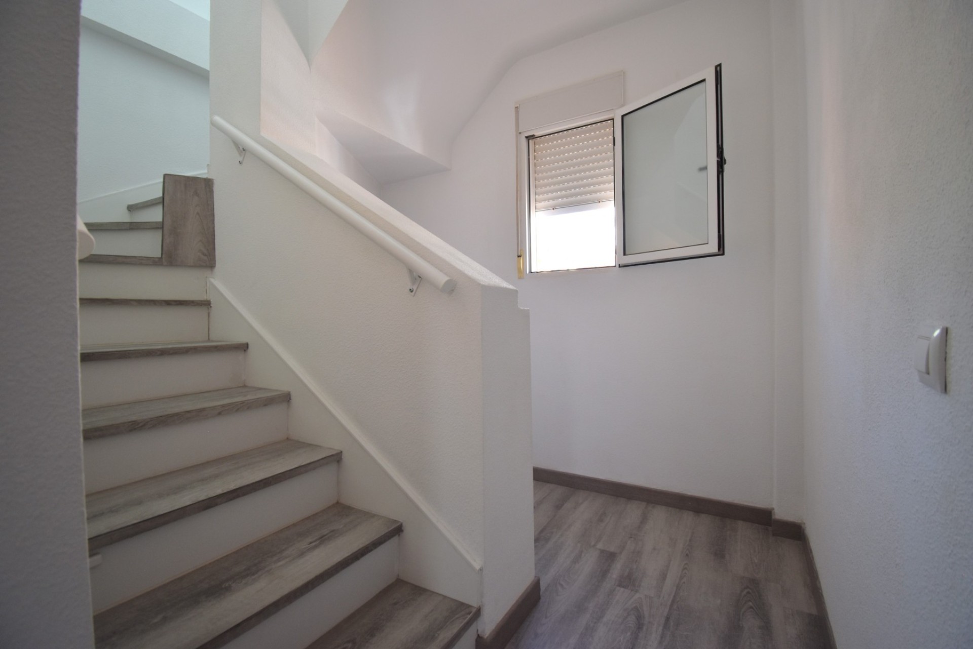 Herverkoop - Villa - Orihuela Costa - Playa Flamenca