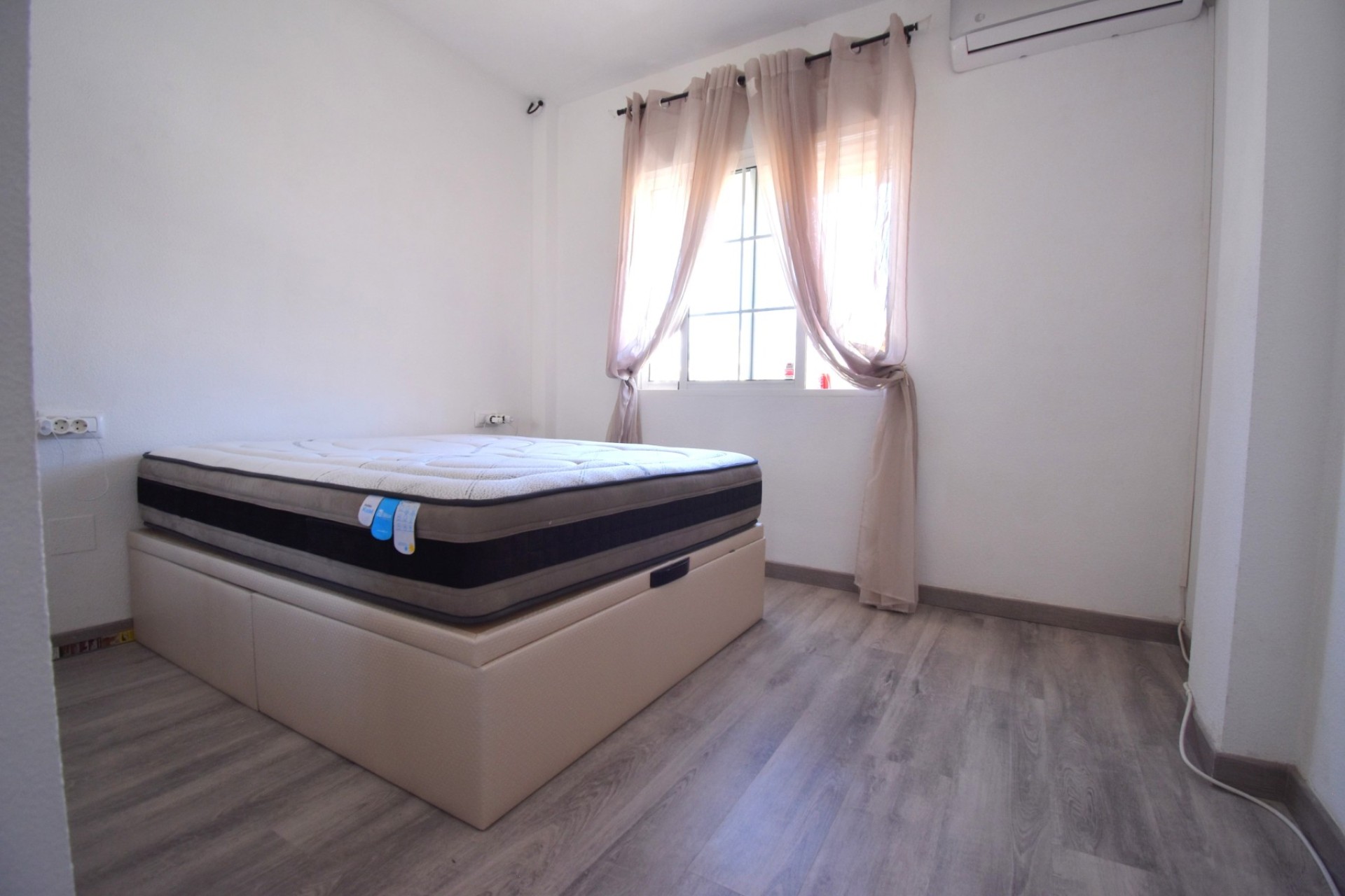 Herverkoop - Villa - Orihuela Costa - Playa Flamenca