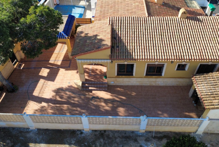 Herverkoop - Villa - Orihuela Costa - Punta Prima